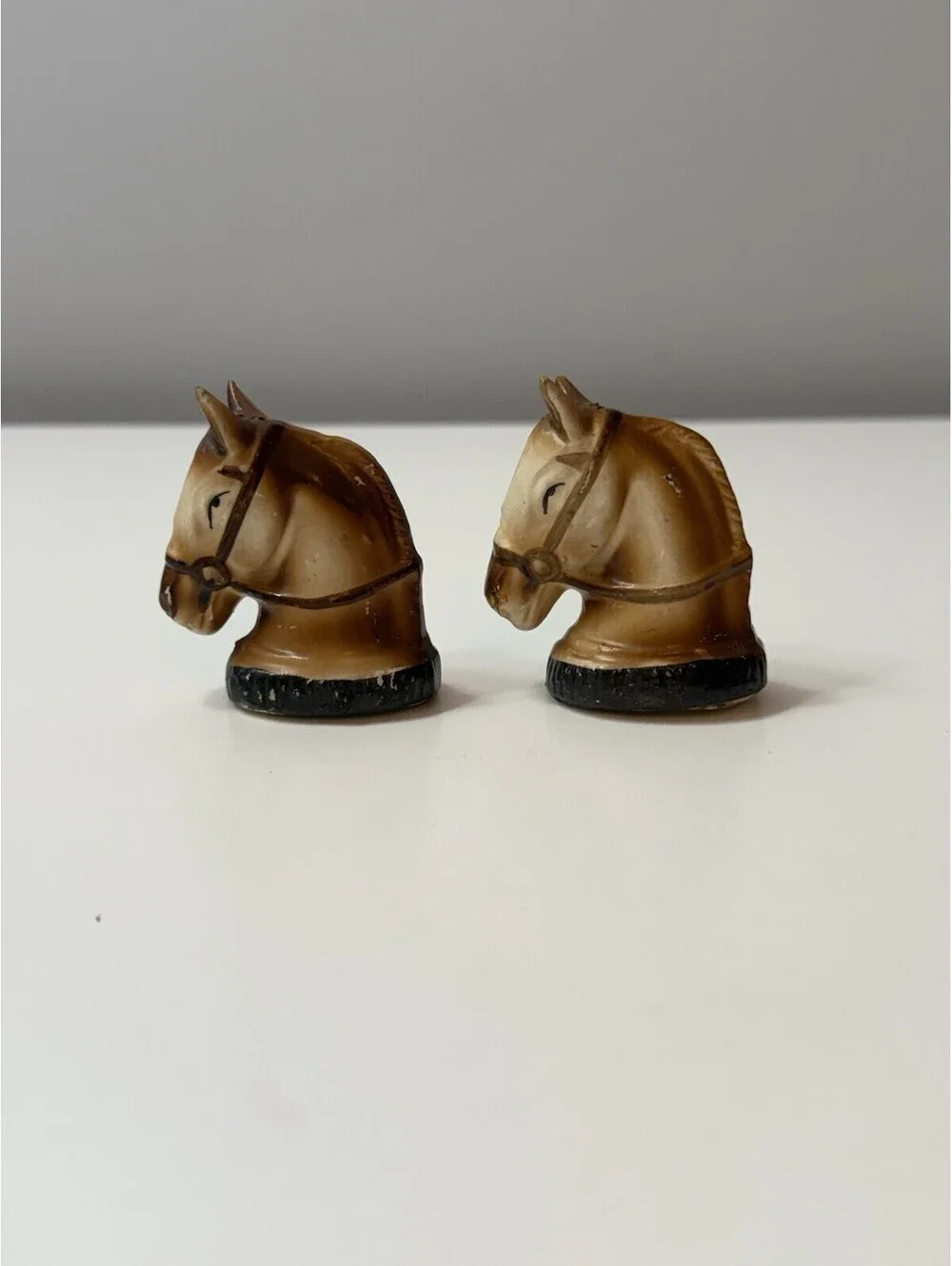 1950’s Ceramic Horse Head Salt & Pepper Shakers Tawny Brown w/Dark Brown Bridle